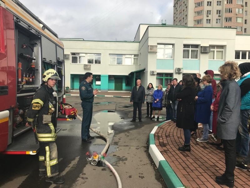 Занятия по противопожарной подготовке с сотрудниками ГКУ "Центр социальной (постинтернатной) адаптации" Занятия по противопожарной подготовке с сотрудниками ГКУ "Центр социальной (постинтернатной) адаптации"