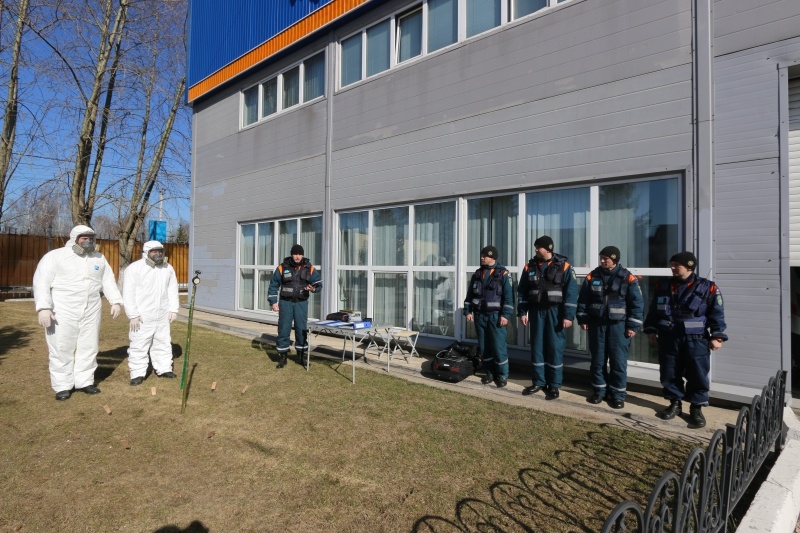 Занятия по выставлению поста радиационного и химического наблюдения