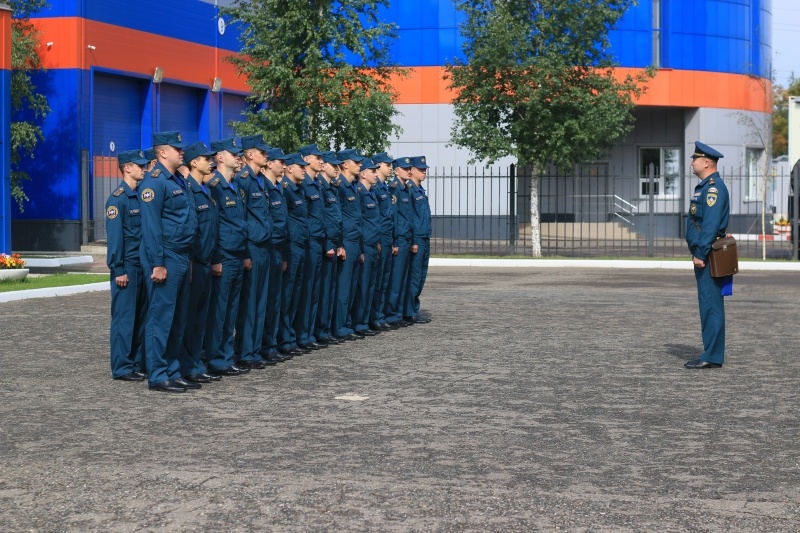 Занятия с вновь прибывшими лейтенантами