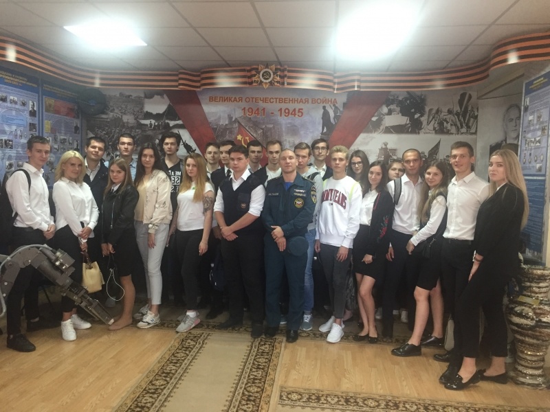 Центр "Лидер" посетили студенты 3 курса Инженерного факультета АГЗ МЧС России Центр "Лидер" посетили студенты 3 курса Инженерного факультета АГЗ МЧС России